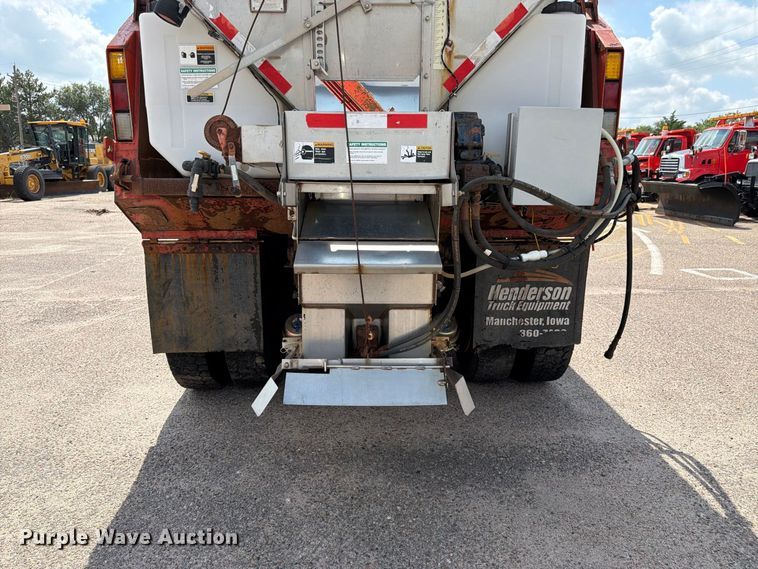 image for item DY3317 2007 International SF525 dump truck