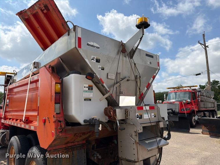 image for item DY3317 2007 International SF525 dump truck
