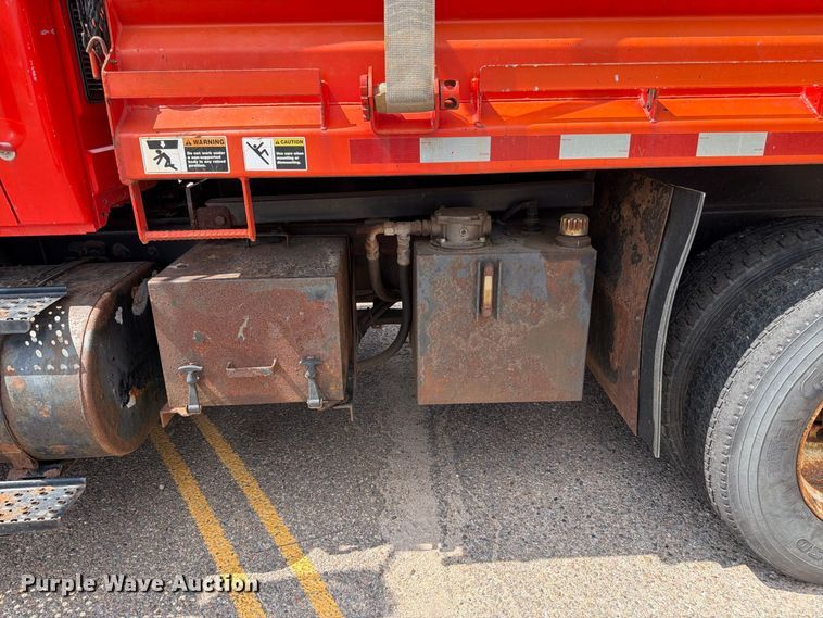 image for item DY3317 2007 International SF525 dump truck