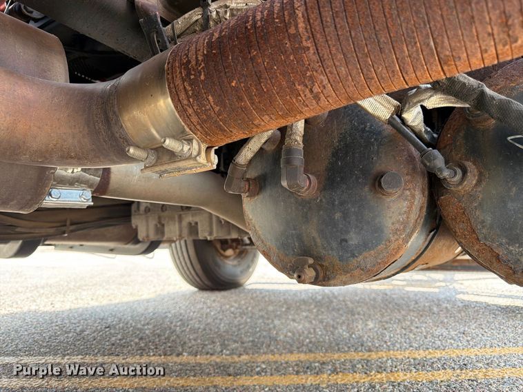 image for item DY3317 2007 International SF525 dump truck