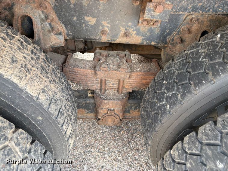 image for item DY3317 2007 International SF525 dump truck