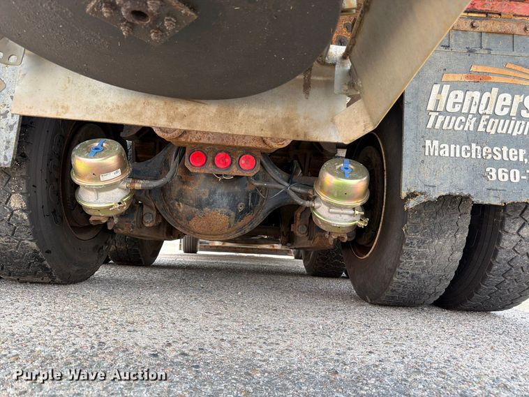 image for item DY3317 2007 International SF525 dump truck