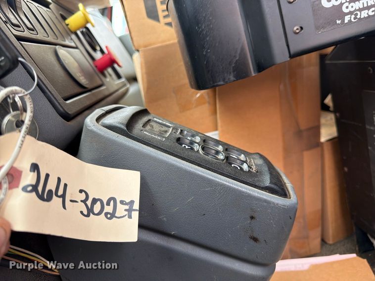 image for item DY3317 2007 International SF525 dump truck