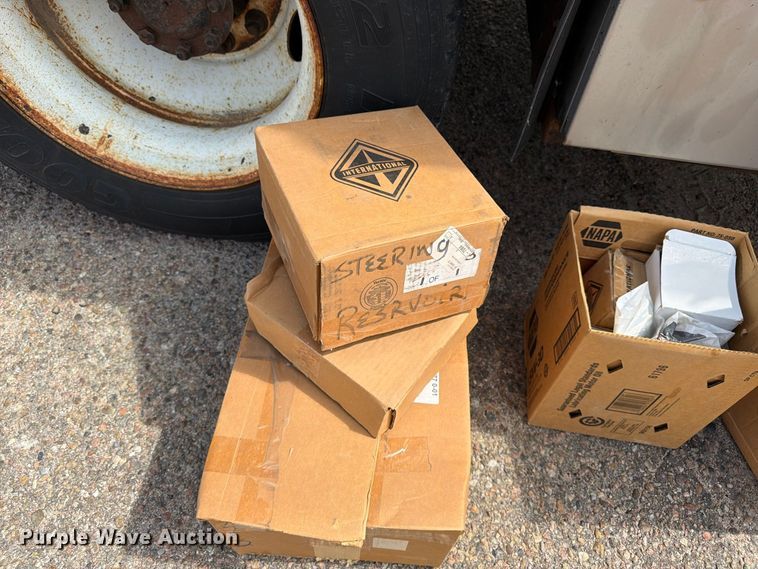 image for item DY3317 2007 International SF525 dump truck