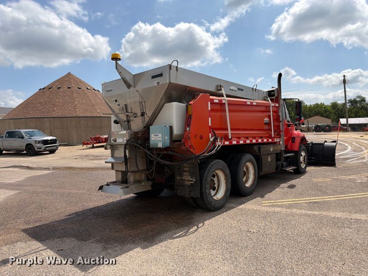 image for item DY3318 2007 International 7400 dump truck