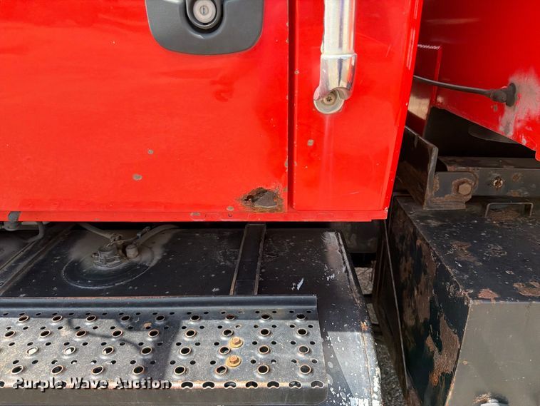 image for item DY3318 2007 International 7400 dump truck