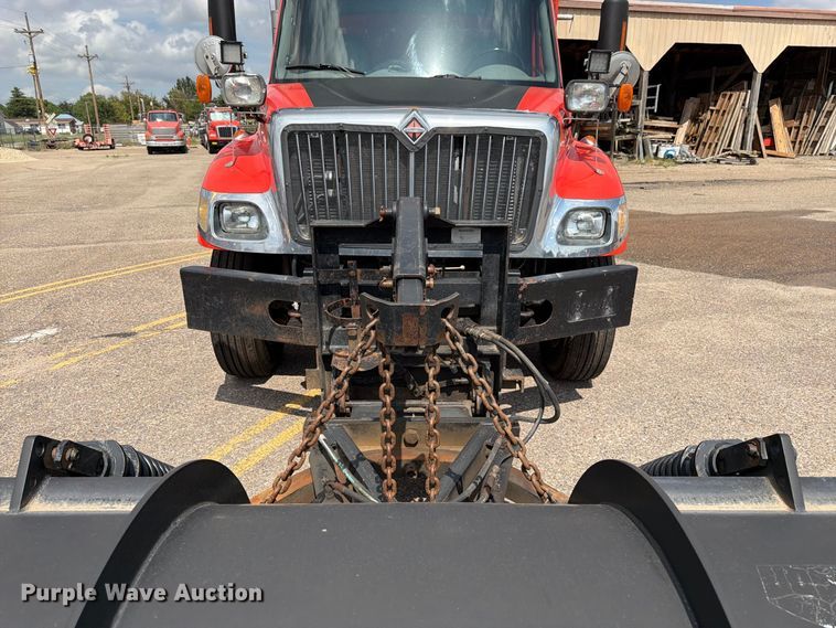 image for item DY3318 2007 International 7400 dump truck