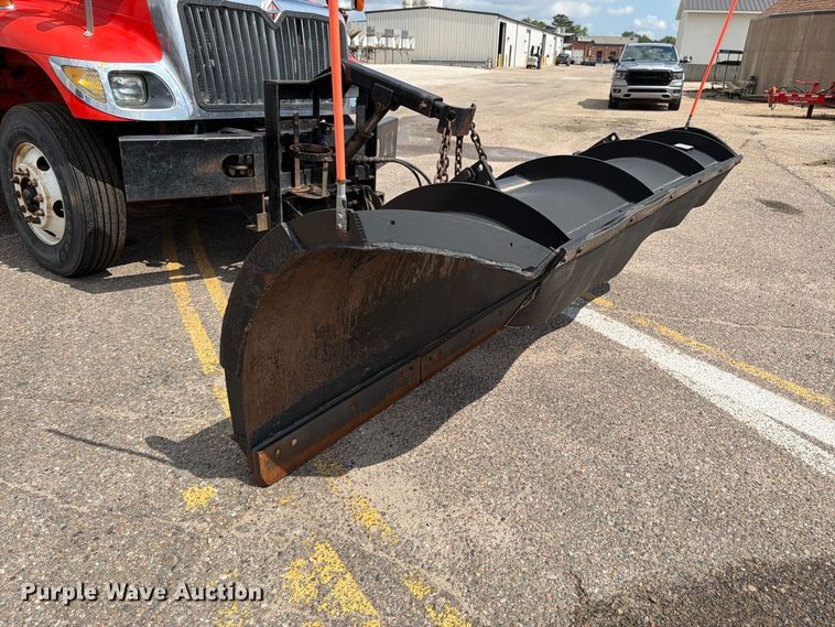 image for item DY3318 2007 International 7400 dump truck