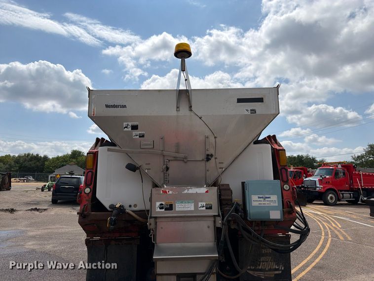 image for item DY3318 2007 International 7400 dump truck