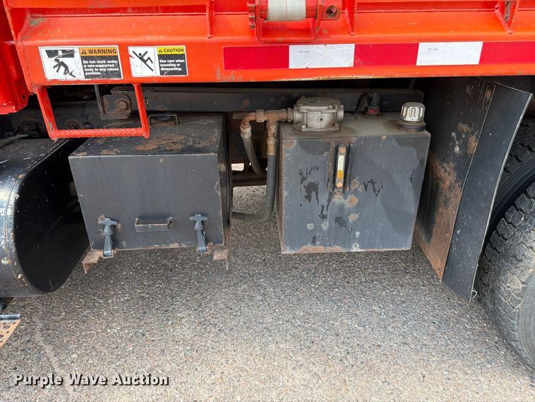 image for item DY3318 2007 International 7400 dump truck
