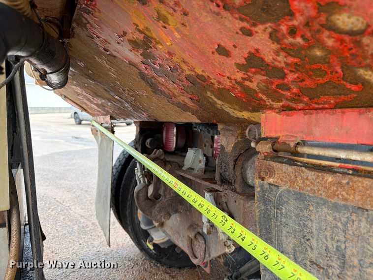 image for item DY3318 2007 International 7400 dump truck