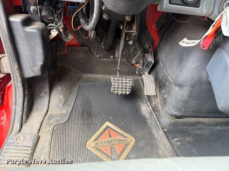 image for item DY3318 2007 International 7400 dump truck