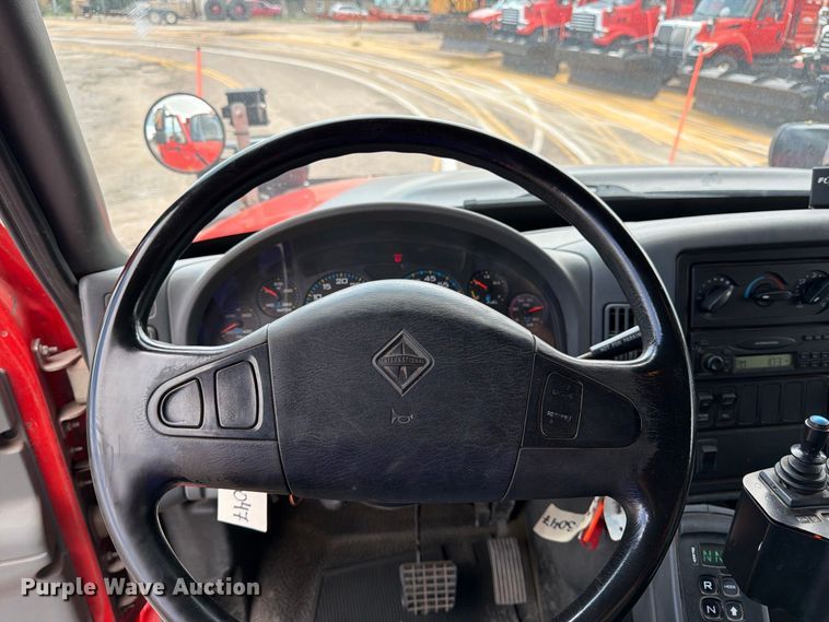 image for item DY3318 2007 International 7400 dump truck