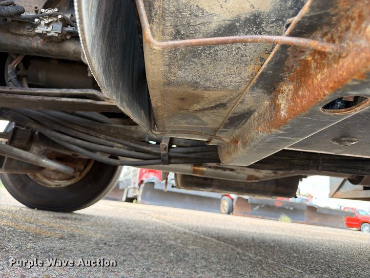 image for item DY3318 2007 International 7400 dump truck
