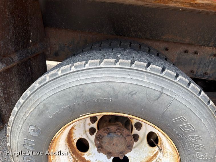 image for item DY3318 2007 International 7400 dump truck