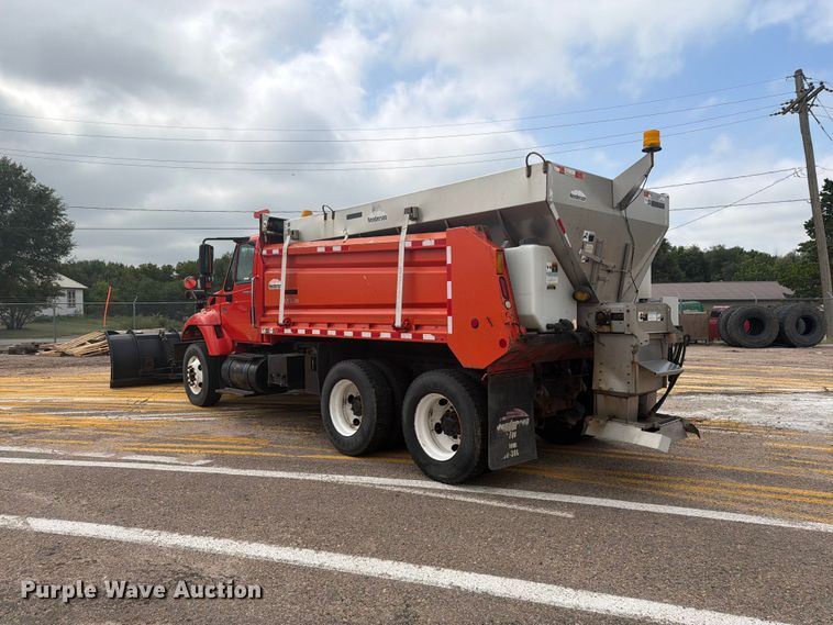 image for item DY3319 2007 International 7400 dump truck