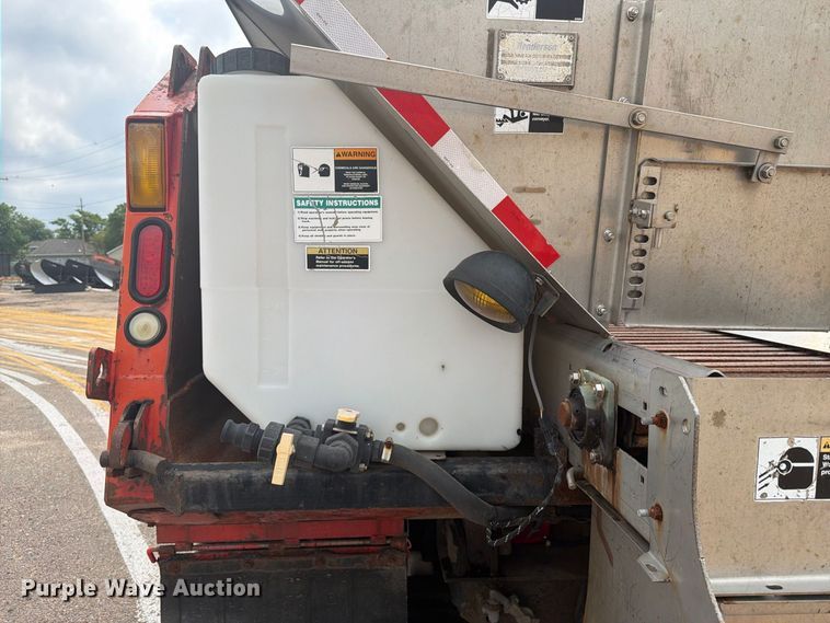 image for item DY3319 2007 International 7400 dump truck