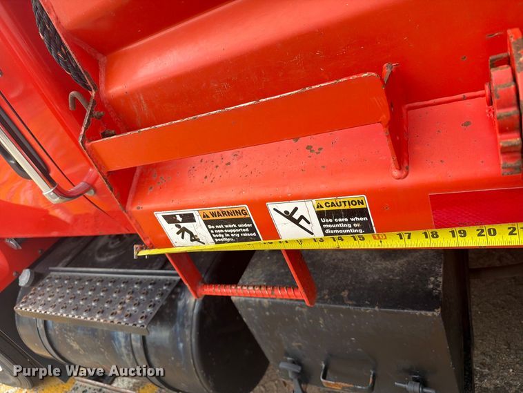 image for item DY3319 2007 International 7400 dump truck