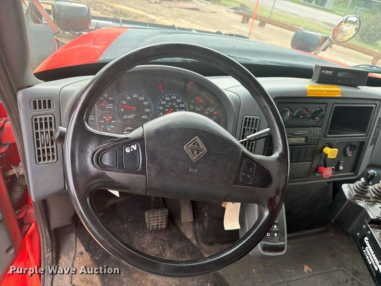 image for item DY3319 2007 International 7400 dump truck