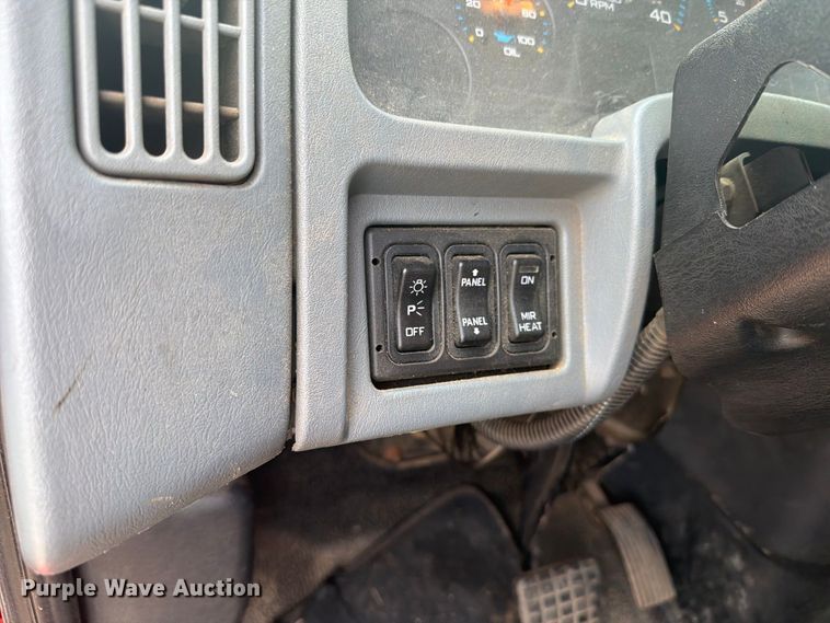 image for item DY3319 2007 International 7400 dump truck