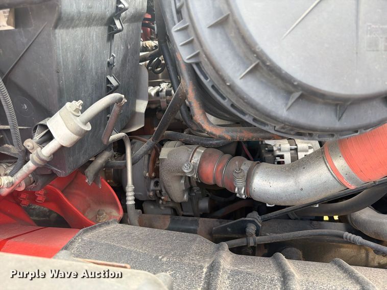 image for item DY3319 2007 International 7400 dump truck