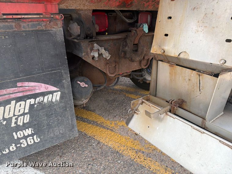 image for item DY3319 2007 International 7400 dump truck