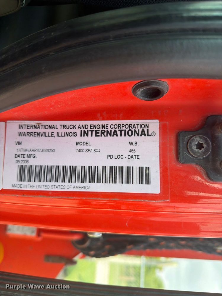 image for item DY3319 2007 International 7400 dump truck