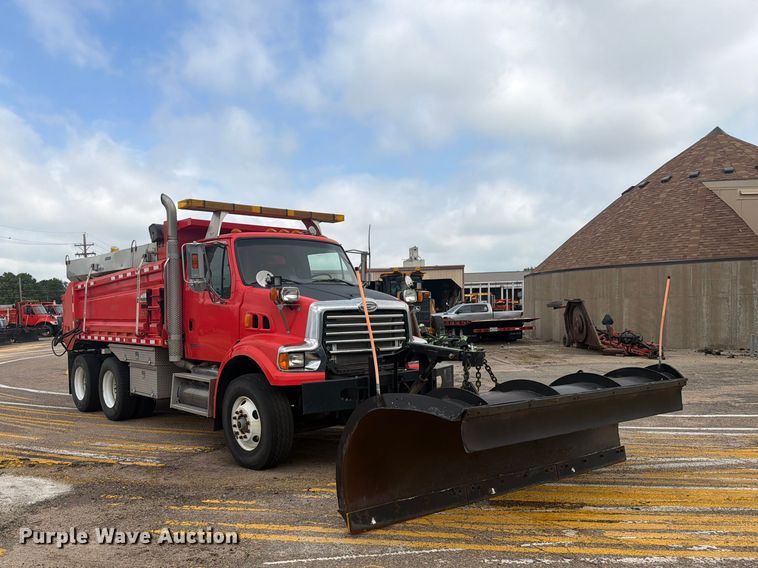 image for item DY3320 2009 Sterling L7500 dump truck