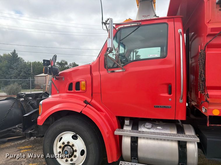 image for item DY3320 2009 Sterling L7500 dump truck