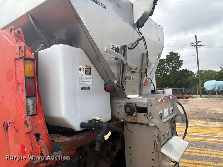 image for item DY3320 2009 Sterling L7500 dump truck