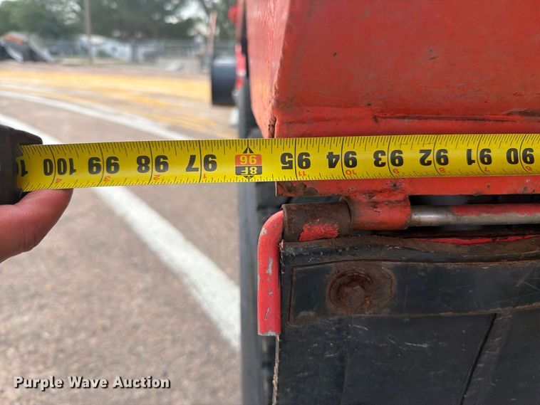 image for item DY3320 2009 Sterling L7500 dump truck
