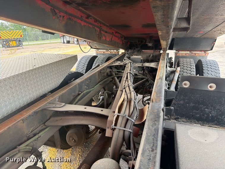 image for item DY3320 2009 Sterling L7500 dump truck