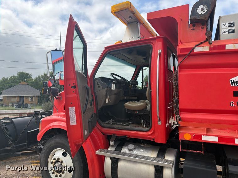image for item DY3320 2009 Sterling L7500 dump truck