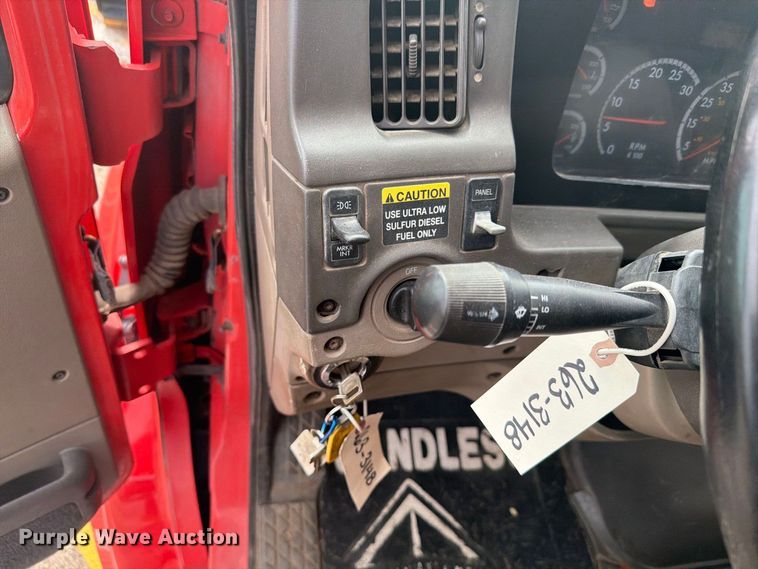 image for item DY3320 2009 Sterling L7500 dump truck