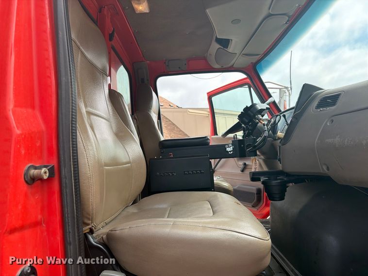 image for item DY3320 2009 Sterling L7500 dump truck