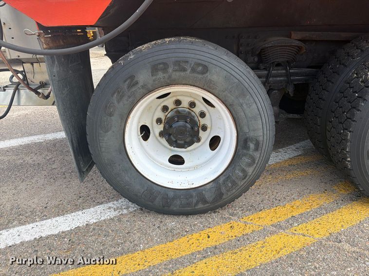 image for item DY3320 2009 Sterling L7500 dump truck