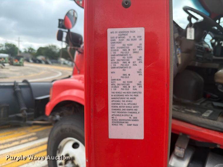image for item DY3320 2009 Sterling L7500 dump truck