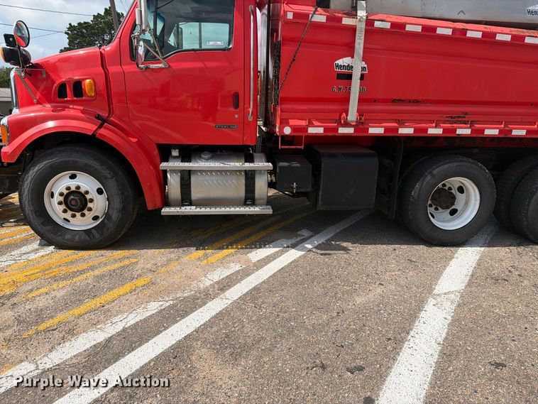 image for item DY3321 2009 Sterling L7500 dump truck