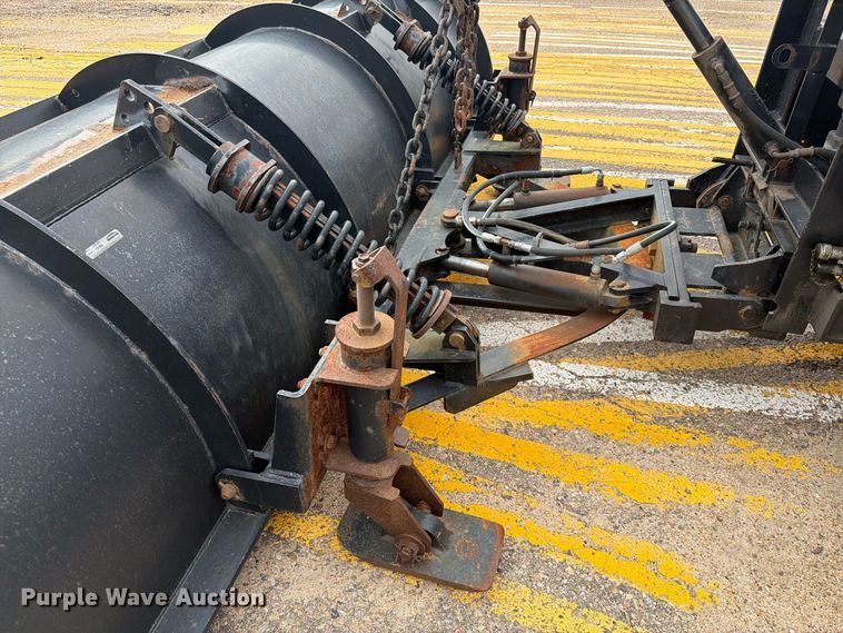 image for item DY3322 2009 Sterling L7500 dump truck