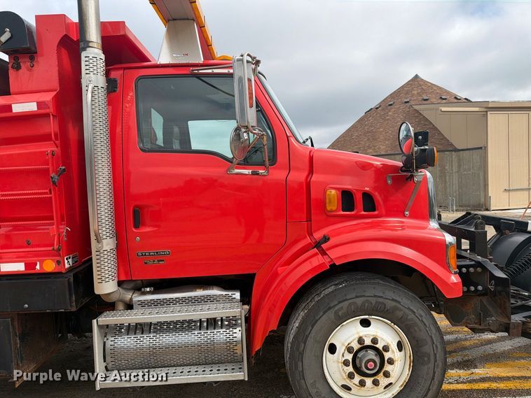 image for item DY3322 2009 Sterling L7500 dump truck