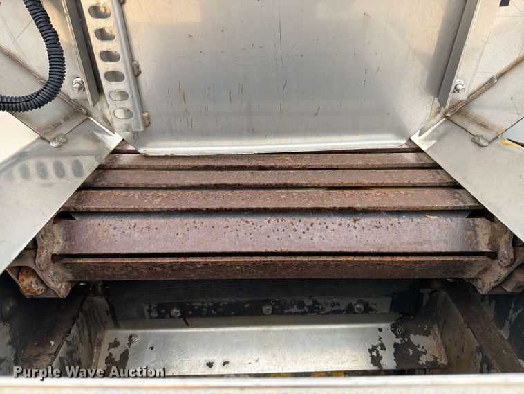 image for item DY3322 2009 Sterling L7500 dump truck