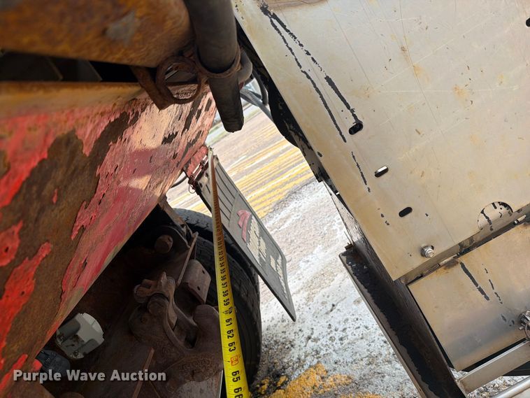 image for item DY3322 2009 Sterling L7500 dump truck