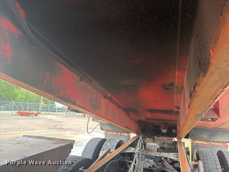 image for item DY3322 2009 Sterling L7500 dump truck