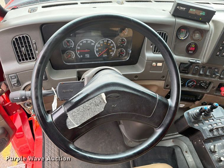 image for item DY3322 2009 Sterling L7500 dump truck