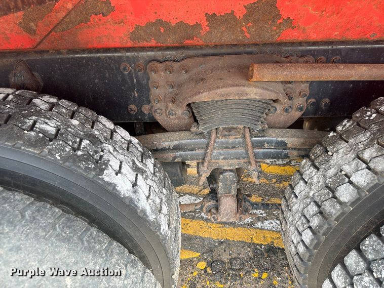 image for item DY3322 2009 Sterling L7500 dump truck