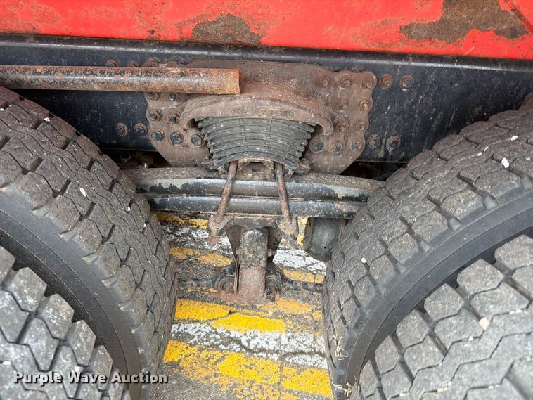 image for item DY3322 2009 Sterling L7500 dump truck
