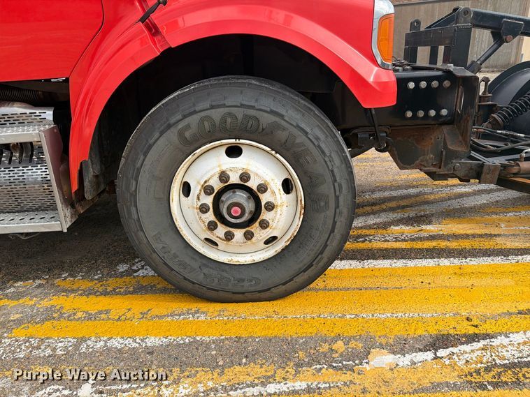 image for item DY3322 2009 Sterling L7500 dump truck