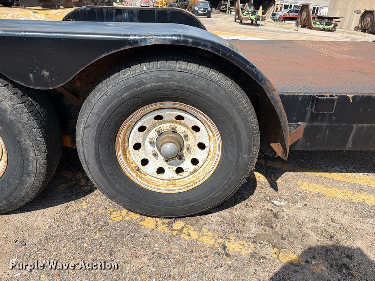 image for item DY3323 2005 Fastline utility trailer