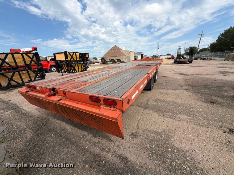 image for item DY3324 2002 Evaco Superline equipment trailer