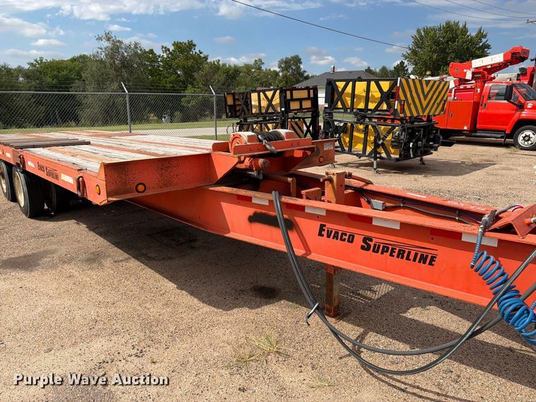 image for item DY3324 2002 Evaco Superline equipment trailer